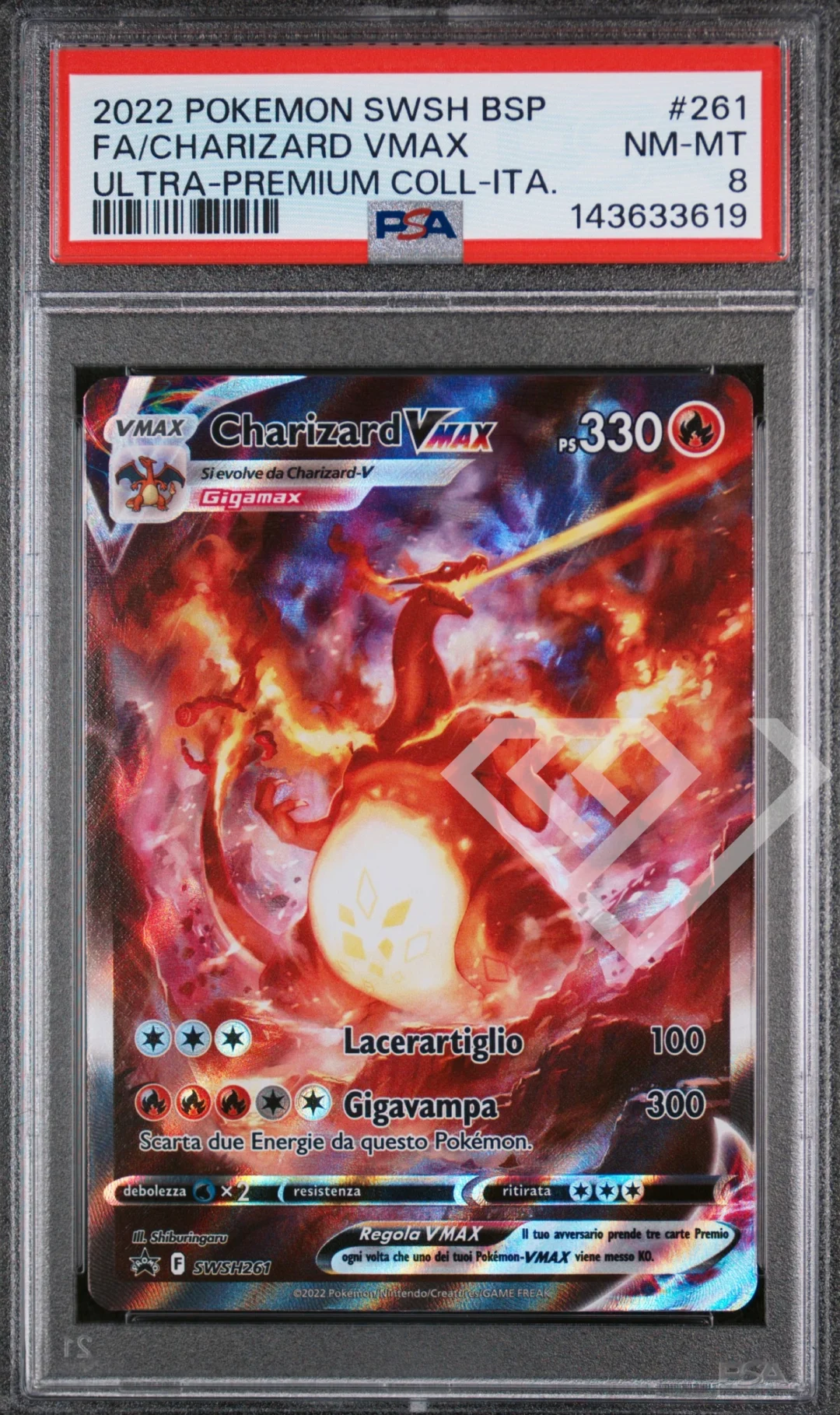 Charizard VMax SWSH 261 - Ultra Premium Collection PSA 8 Italian